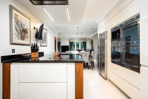 Kitchen- click for photo gallery
